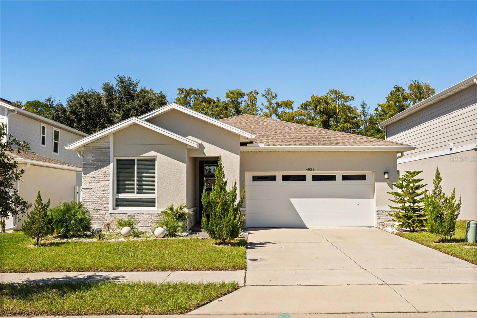 Image 2 of 27 For 4028 Southern Vista Loop