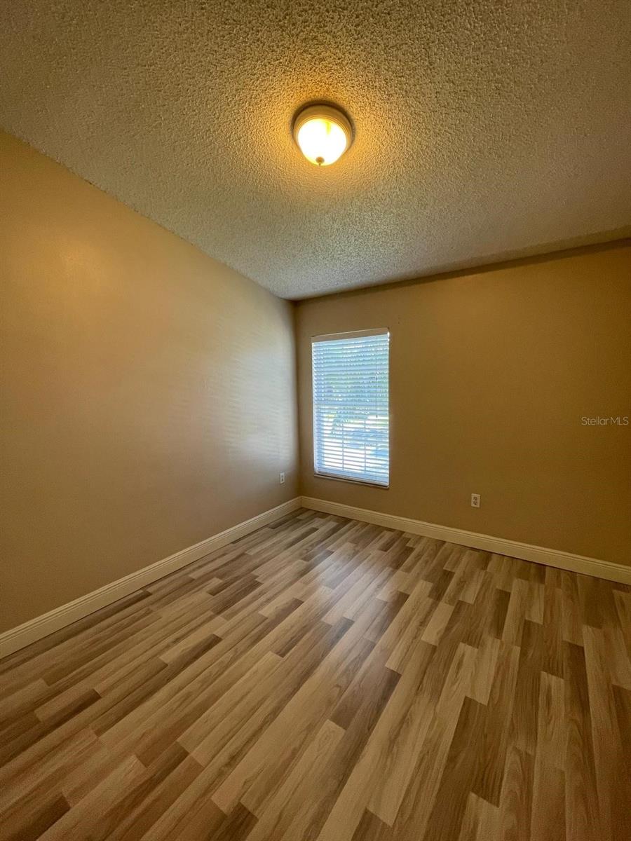 Image 16 of 19 For 13301 Fairway Glen Drive 203