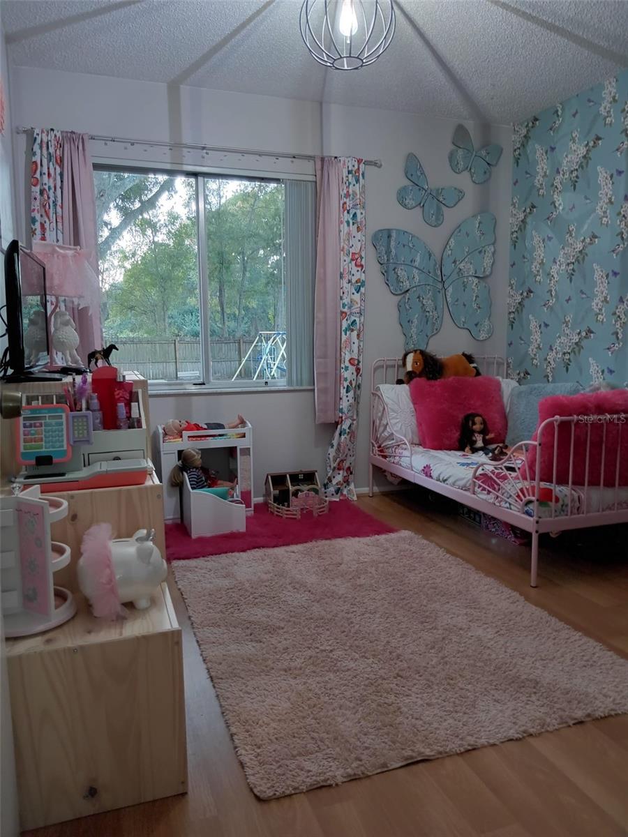 Image 16 of 23 For 10700 Gardenwood Road