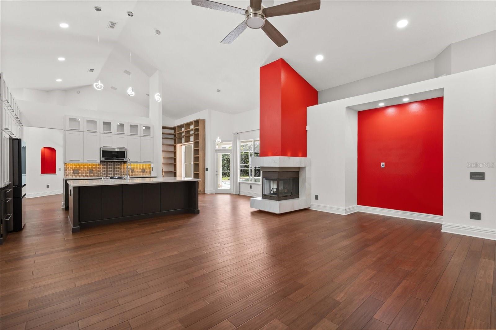 Image 14 of 51 For 1293 Prince Court