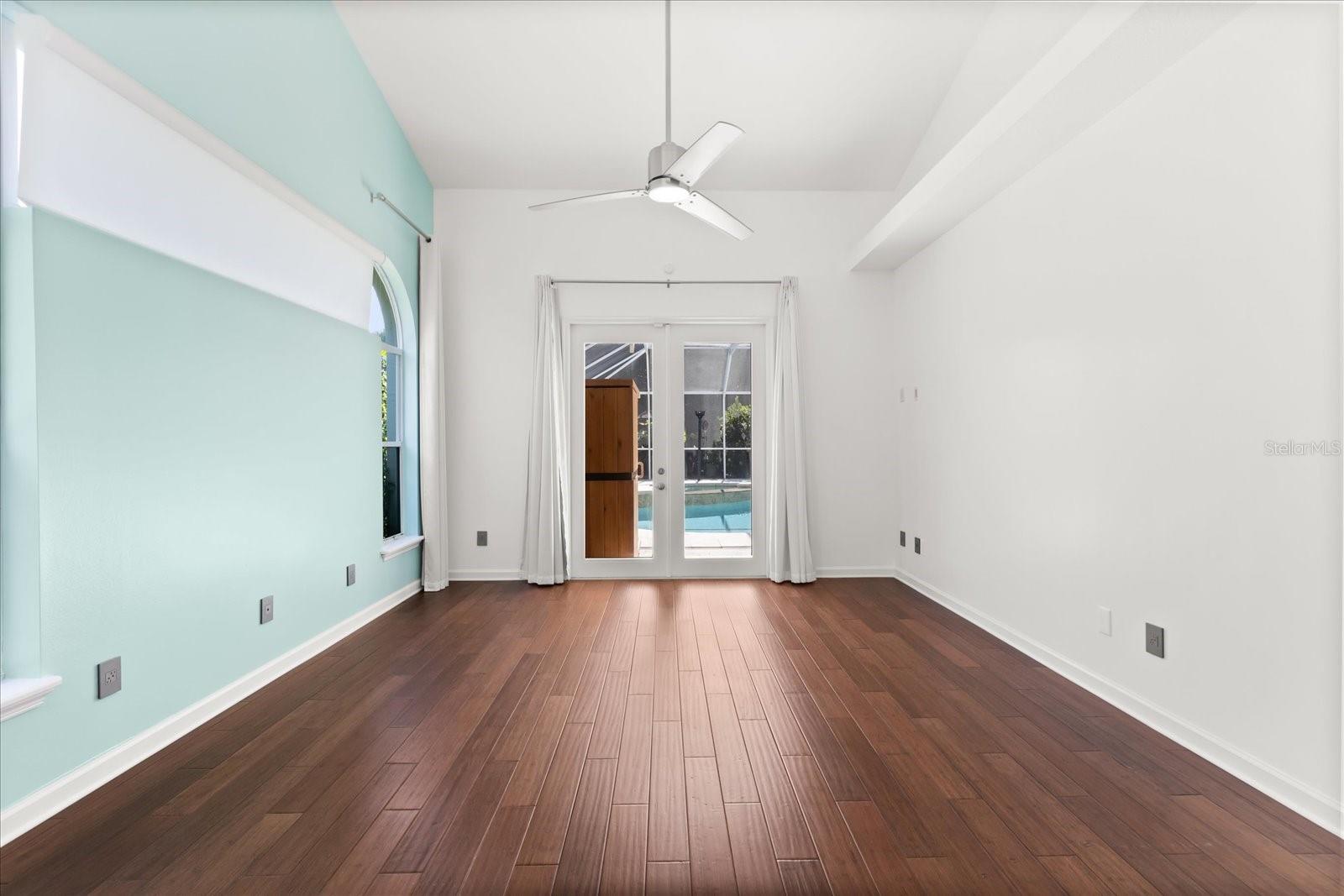 Image 17 of 51 For 1293 Prince Court