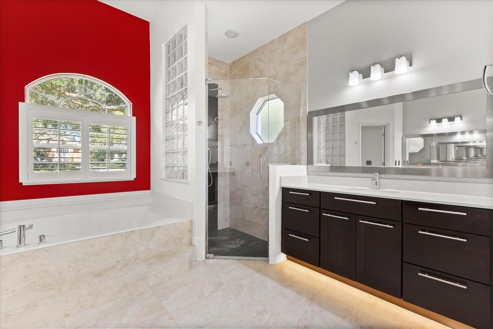 Image 20 of 51 For 1293 Prince Court