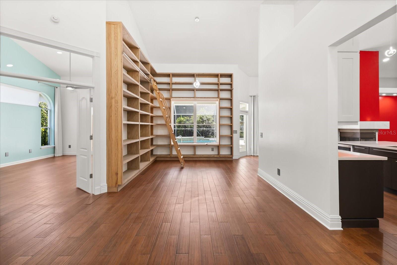 Image 22 of 51 For 1293 Prince Court