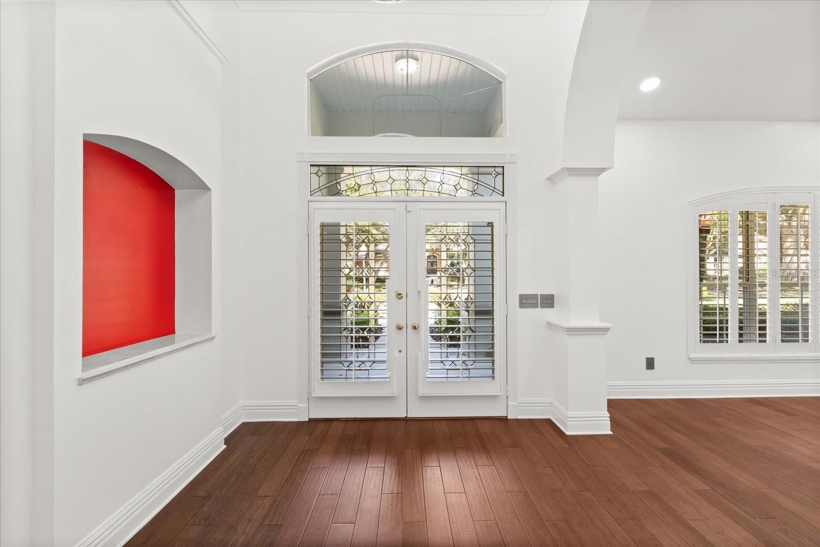 Image 5 of 51 For 1293 Prince Court