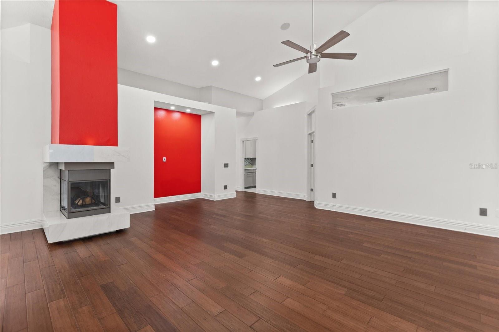 Image 7 of 51 For 1293 Prince Court