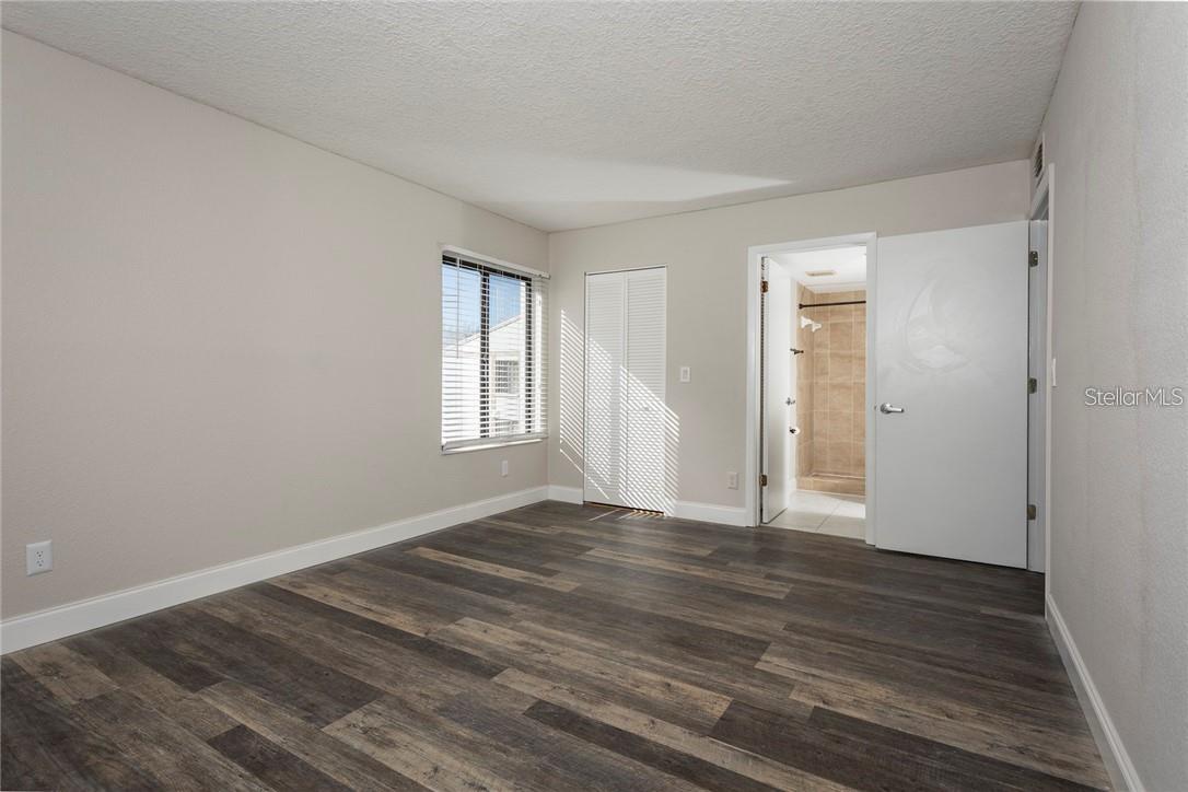 Image 8 of 14 For 8209 Sun Spring Circle 12