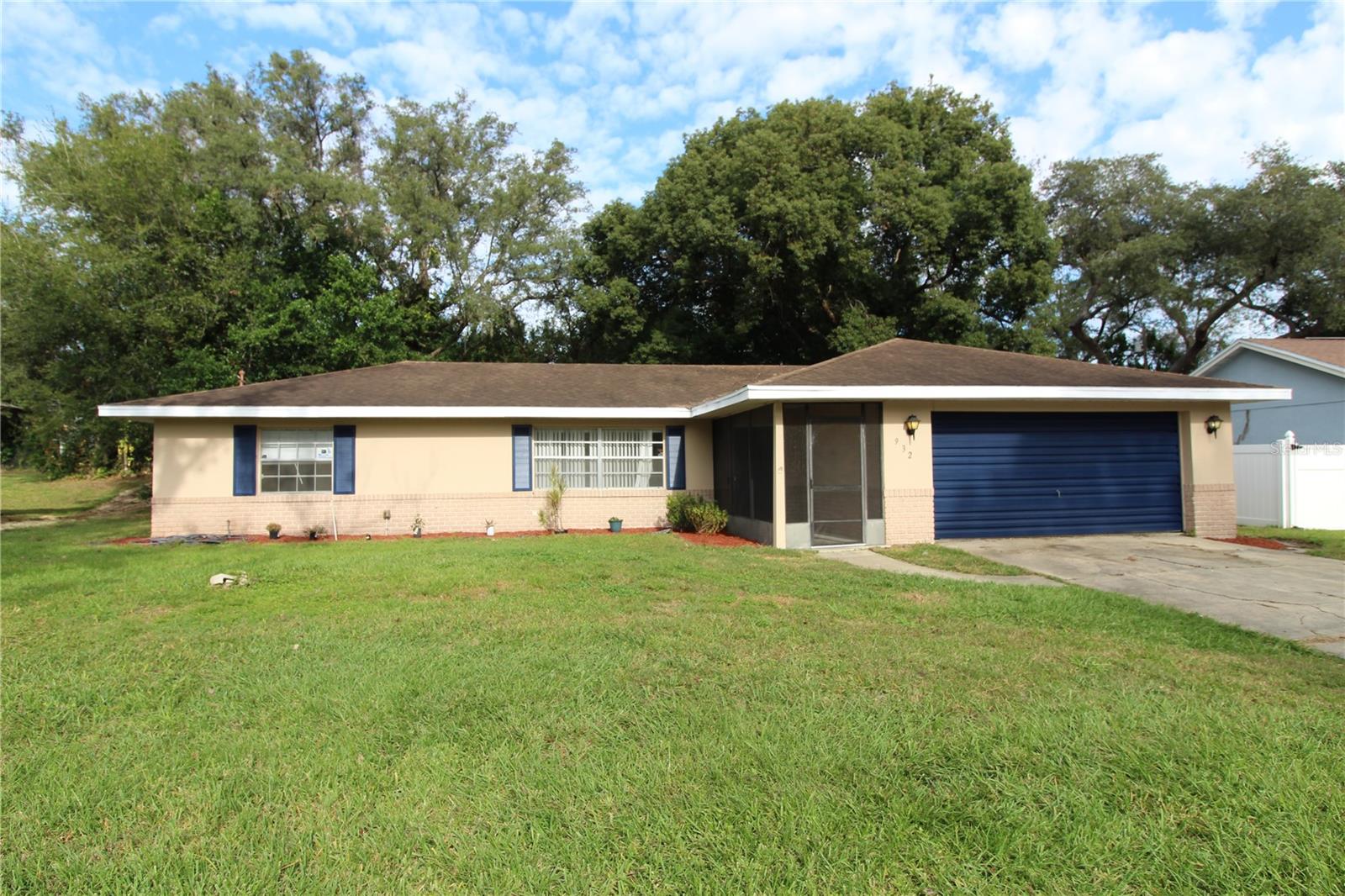 Details for 932 Fairbairn Drive, DELTONA, FL 32725