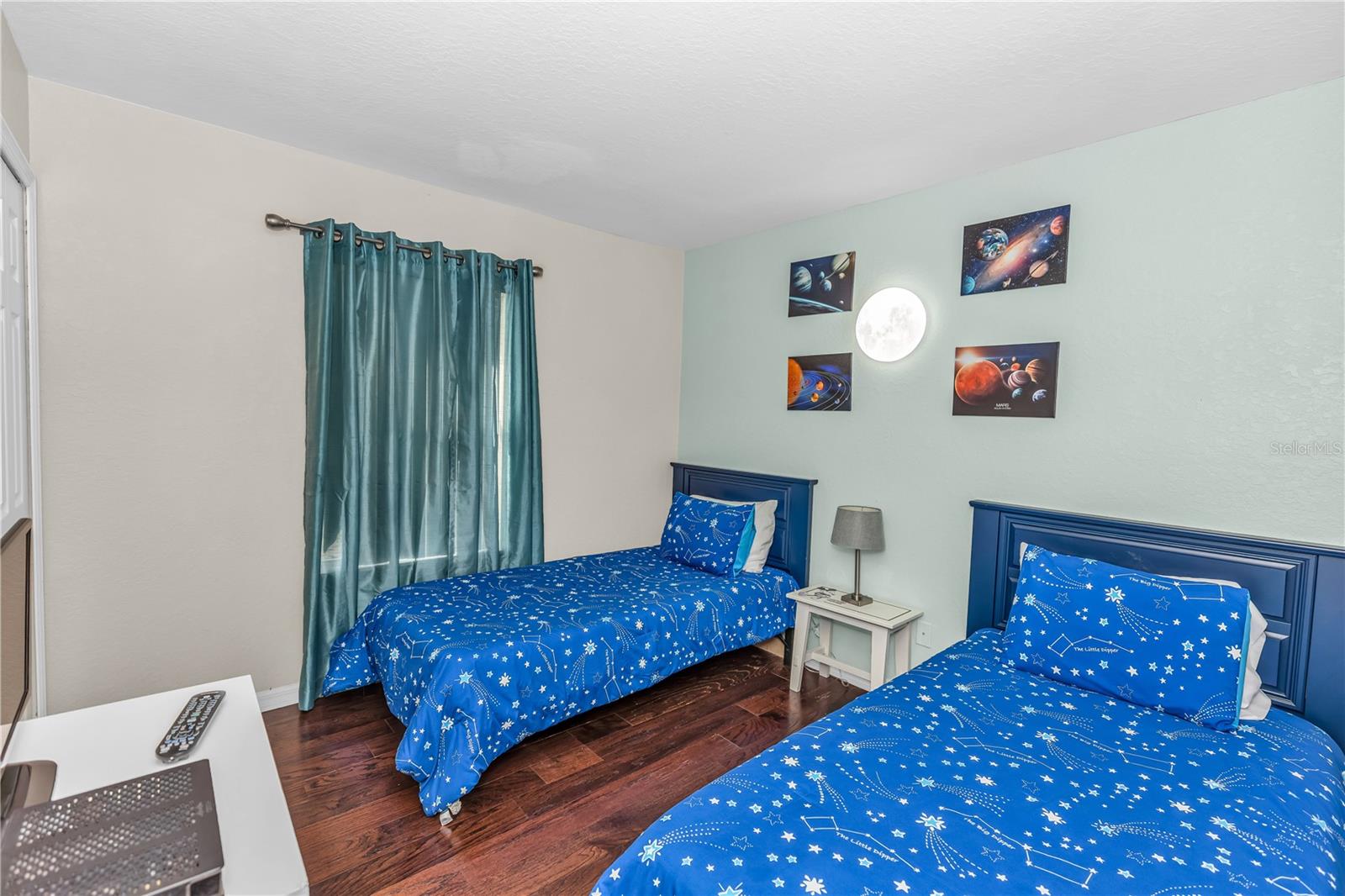 Image 15 of 39 For 712 Calabria Avenue