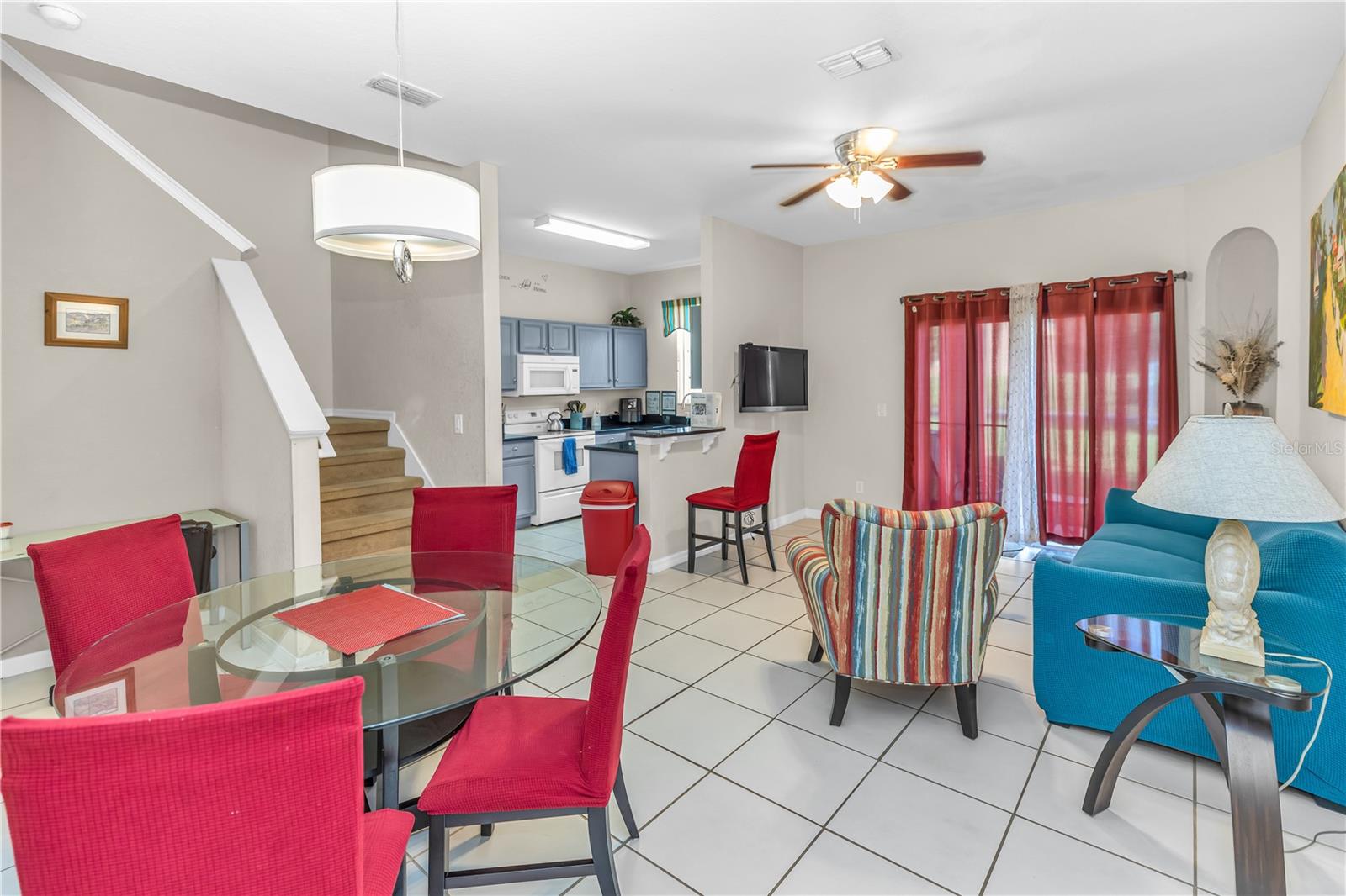 Image 8 of 39 For 712 Calabria Avenue