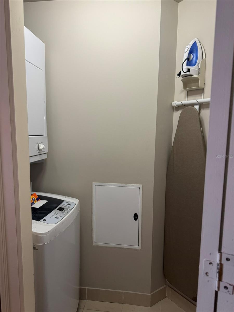 Image 10 of 14 For 8495 Miracle Drive 309