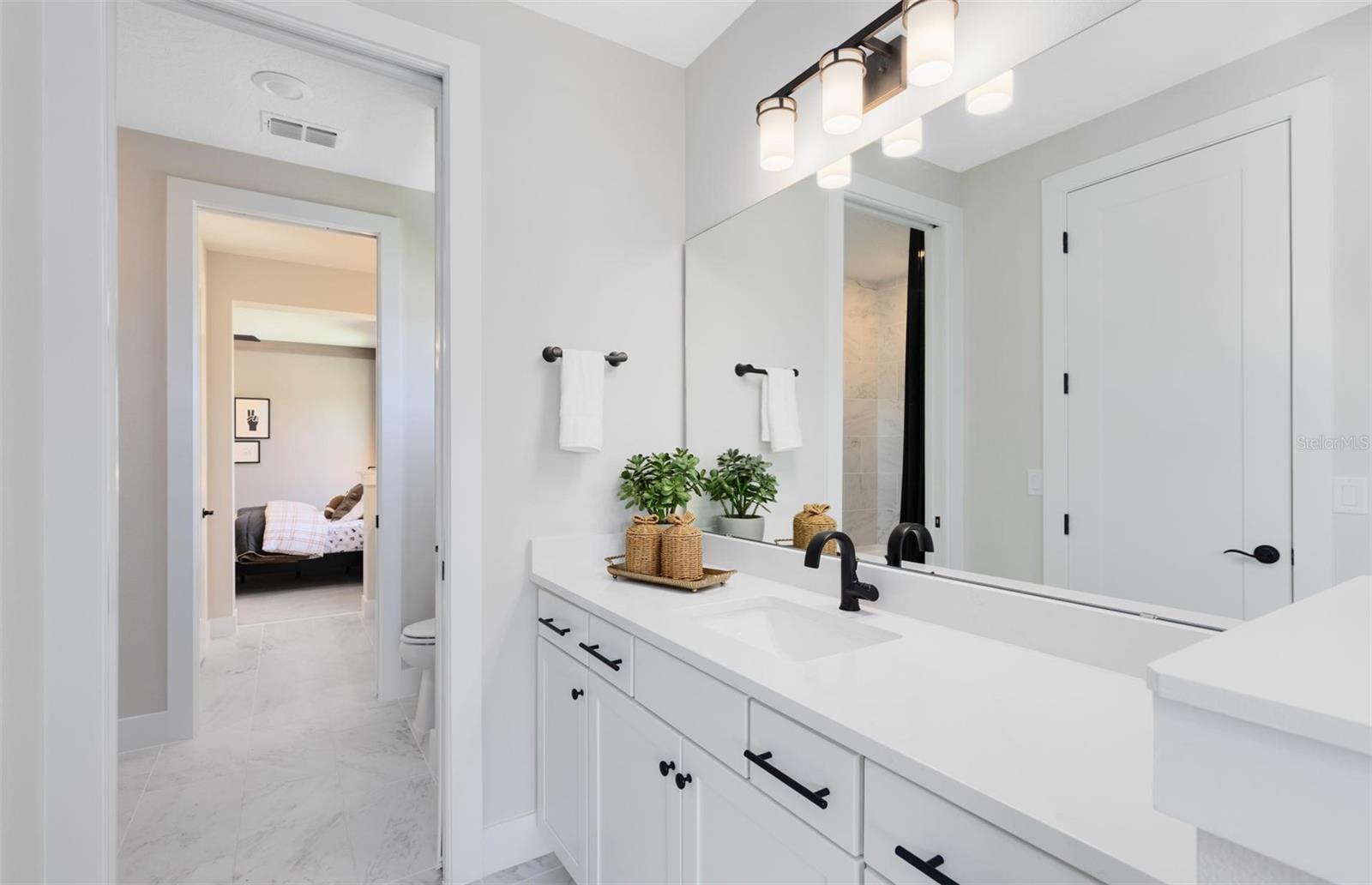 Image 45 of 54 For 4608 Golden Birch Avenue