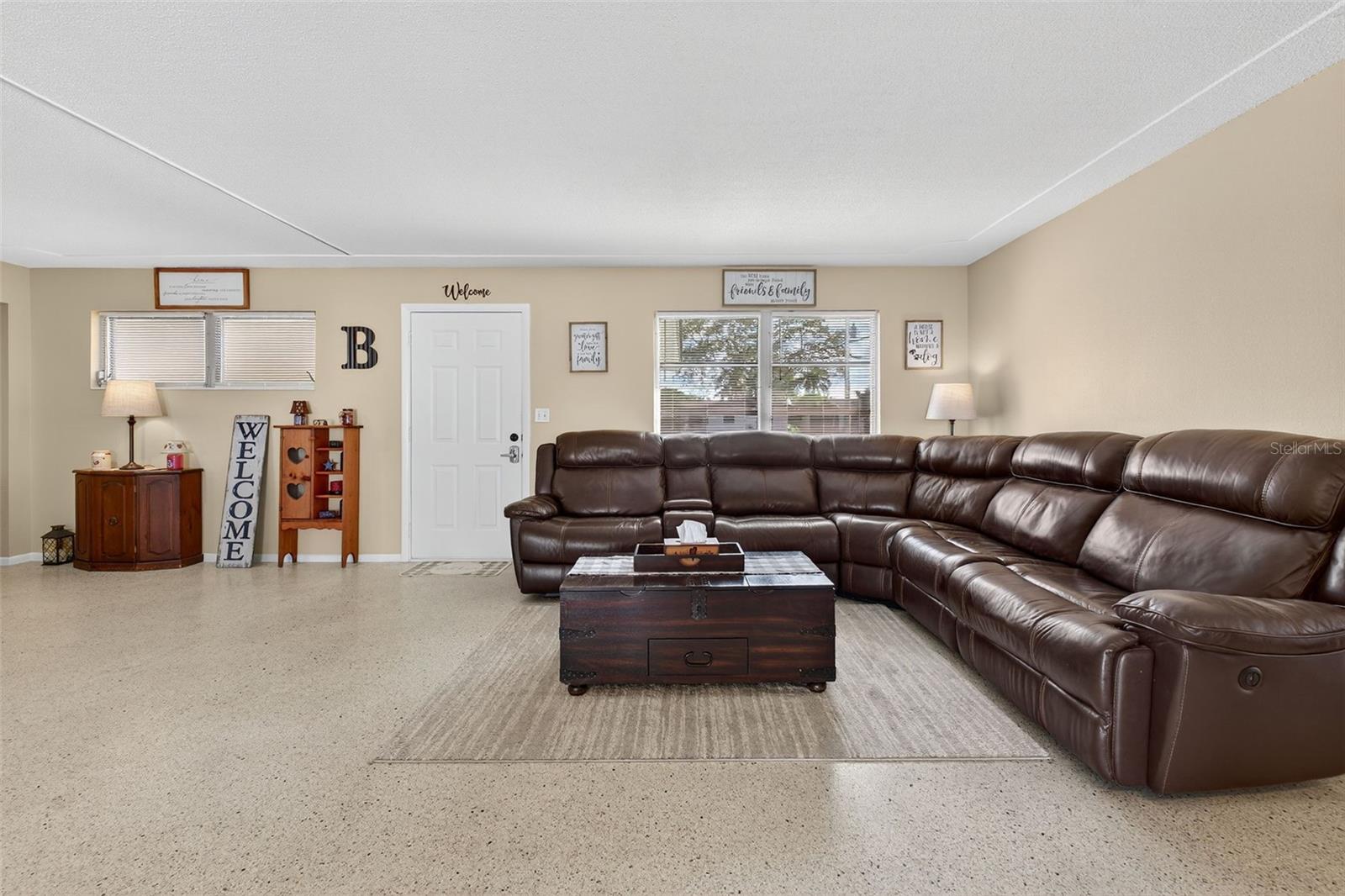 Image 6 of 38 For 535 Barrett Drive