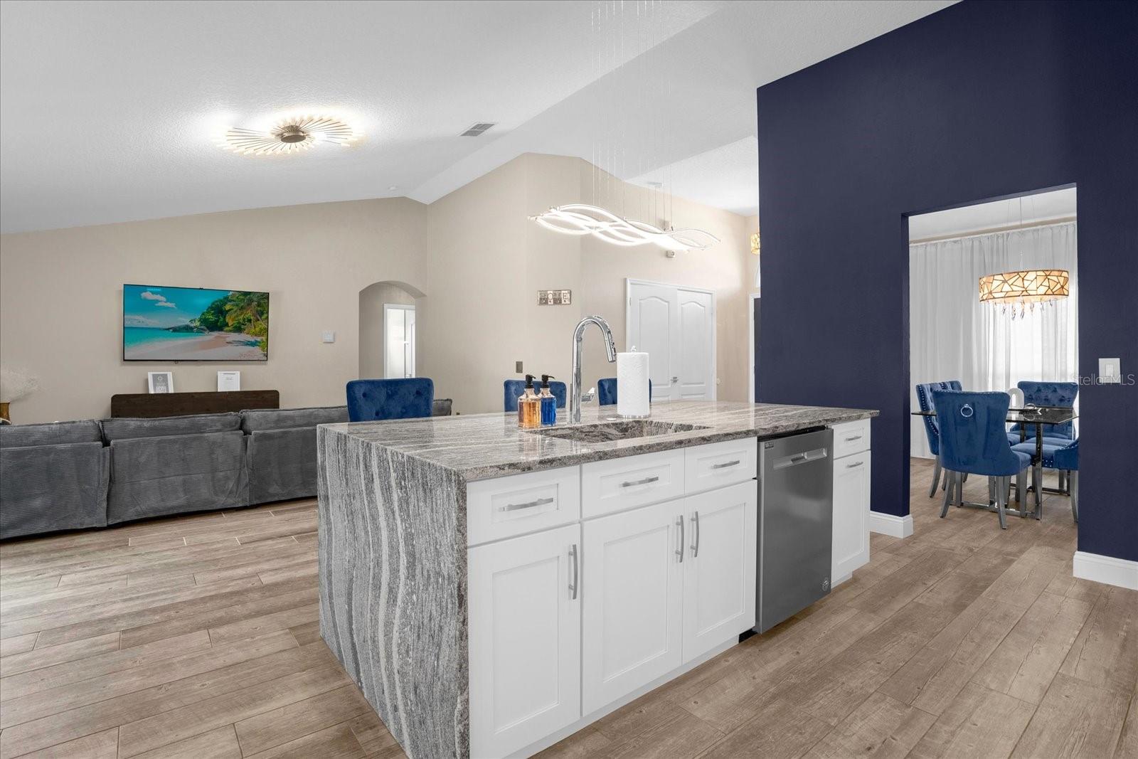 Image 10 of 35 For 420 Dolcetto Drive