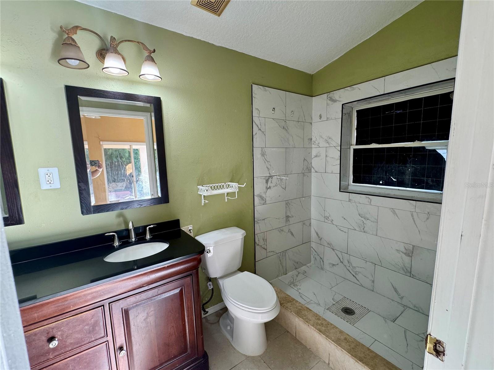 Image 12 of 23 For 242 Tuscany Pointe Avenue