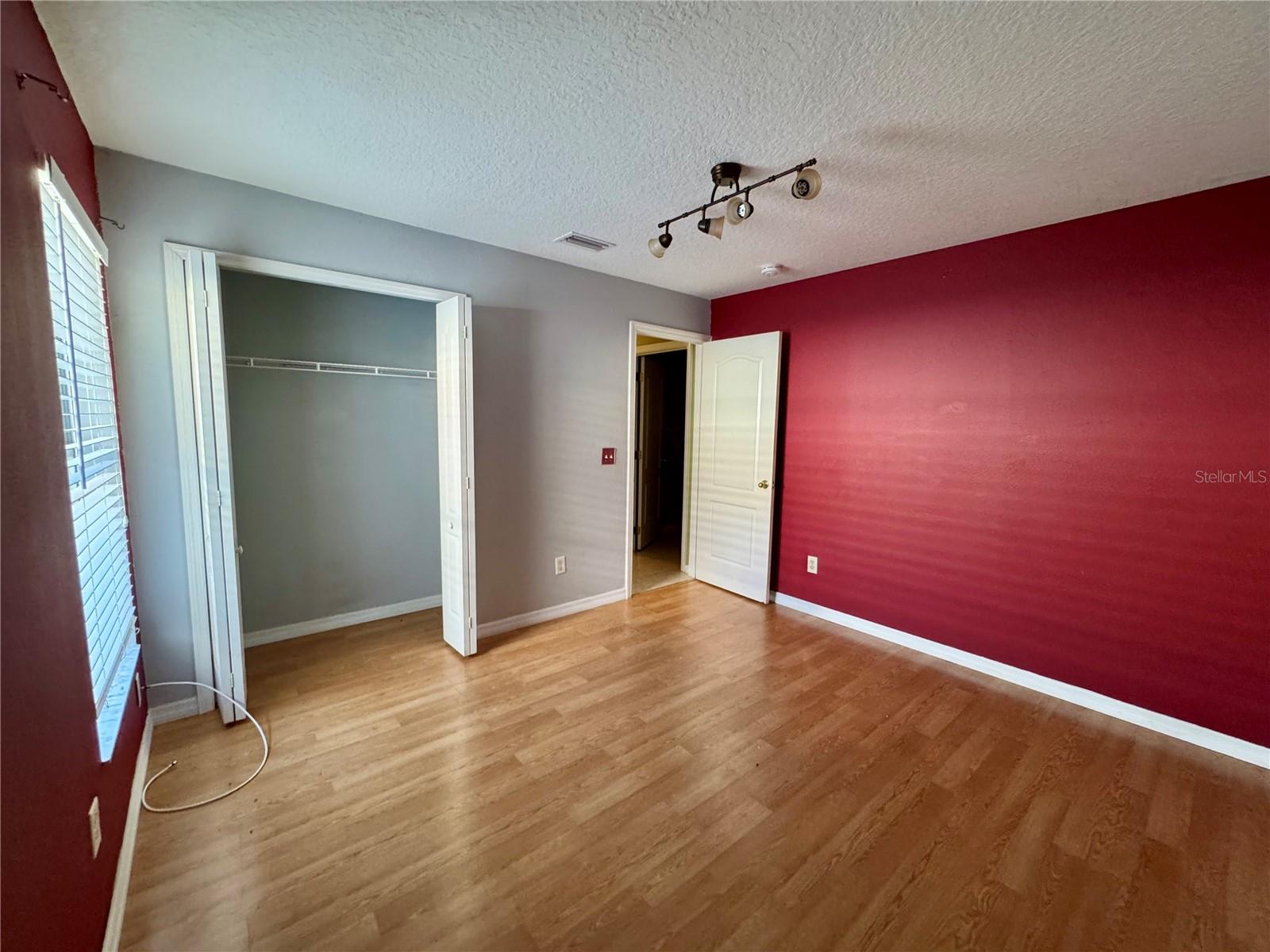 Image 16 of 23 For 242 Tuscany Pointe Avenue