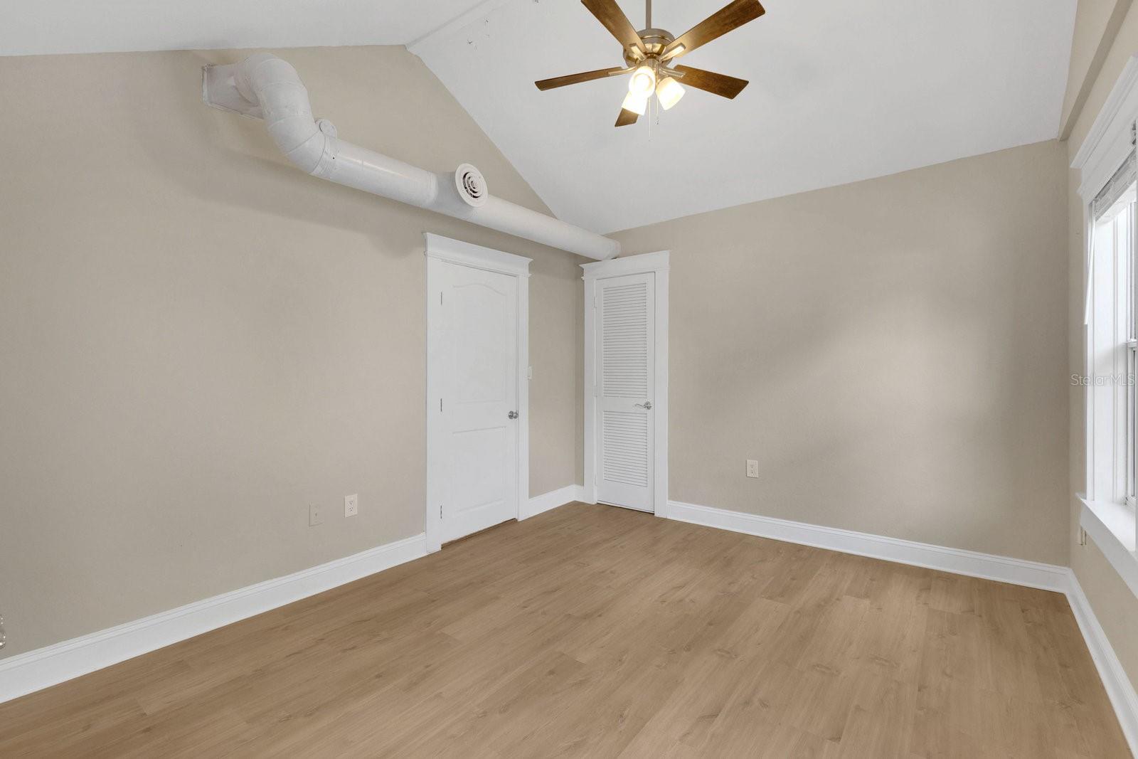 Image 11 of 22 For 614 Anderson Street