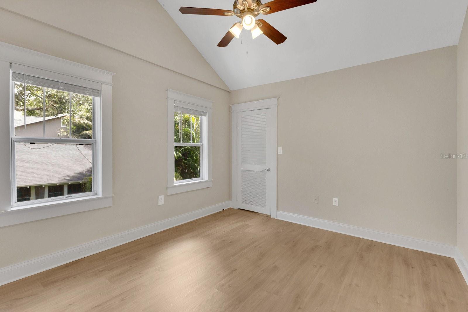 Image 9 of 22 For 614 Anderson Street