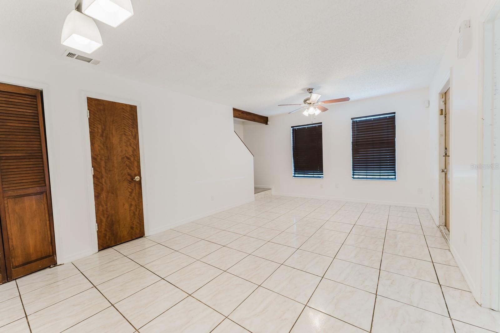 Image 18 of 26 For 508 Cottonwood Drive