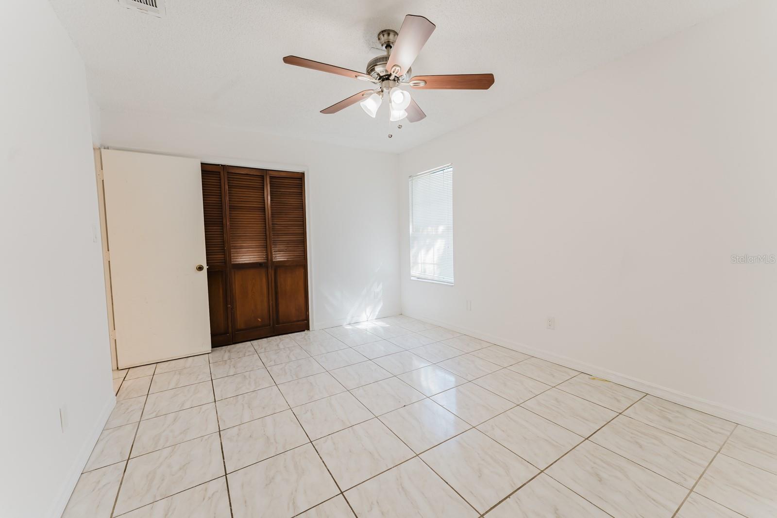 Image 20 of 26 For 508 Cottonwood Drive