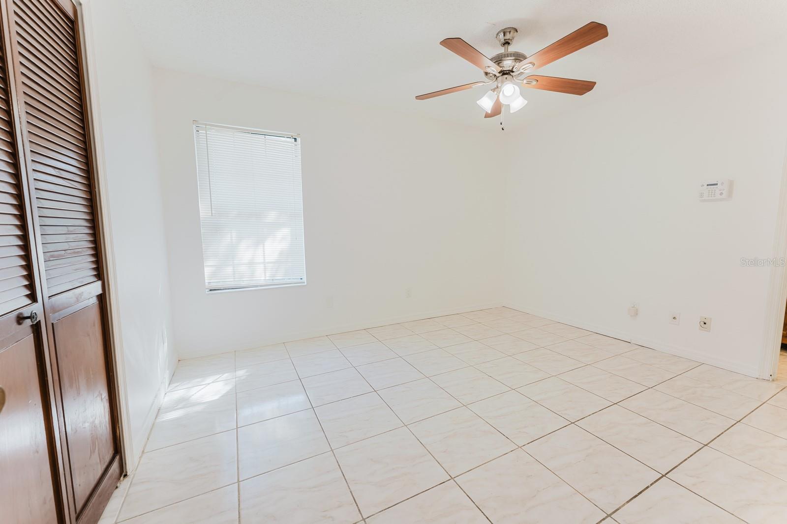 Image 8 of 26 For 508 Cottonwood Drive