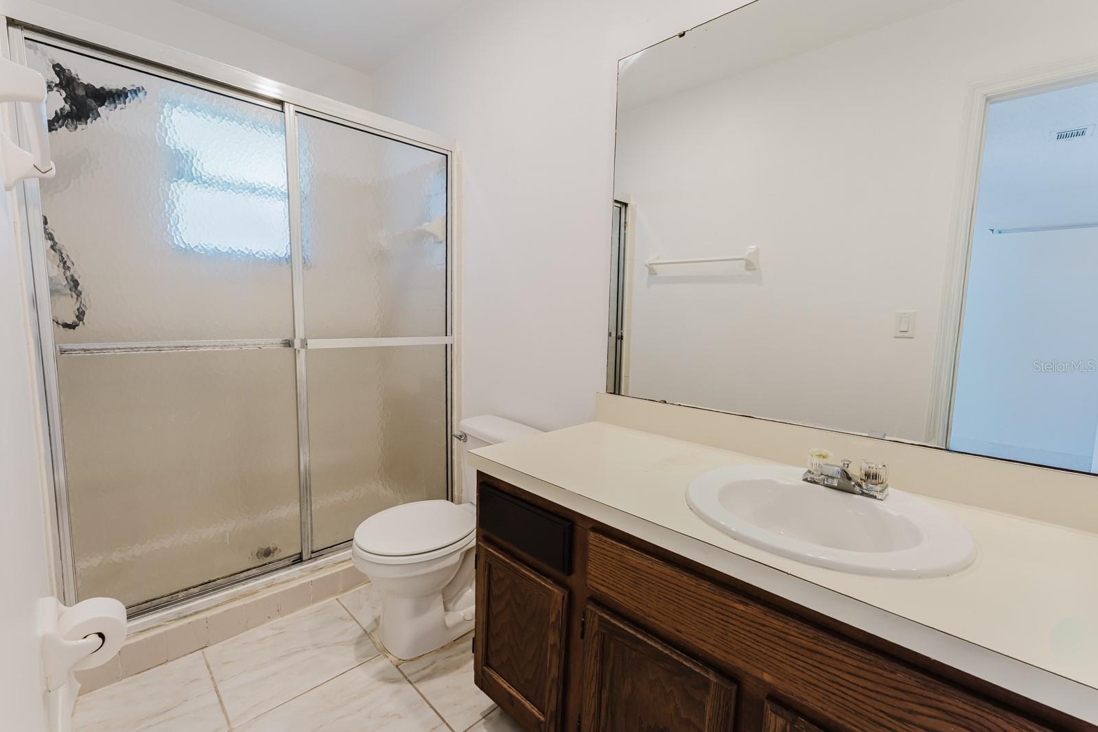 Image 9 of 26 For 508 Cottonwood Drive