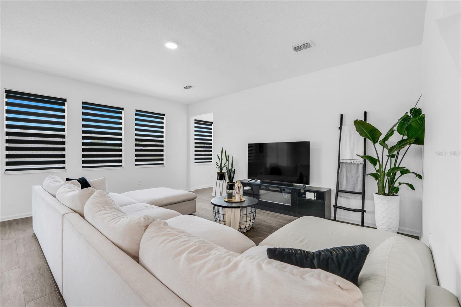 Image 12 of 41 For 1803 Perch Hammock Loop