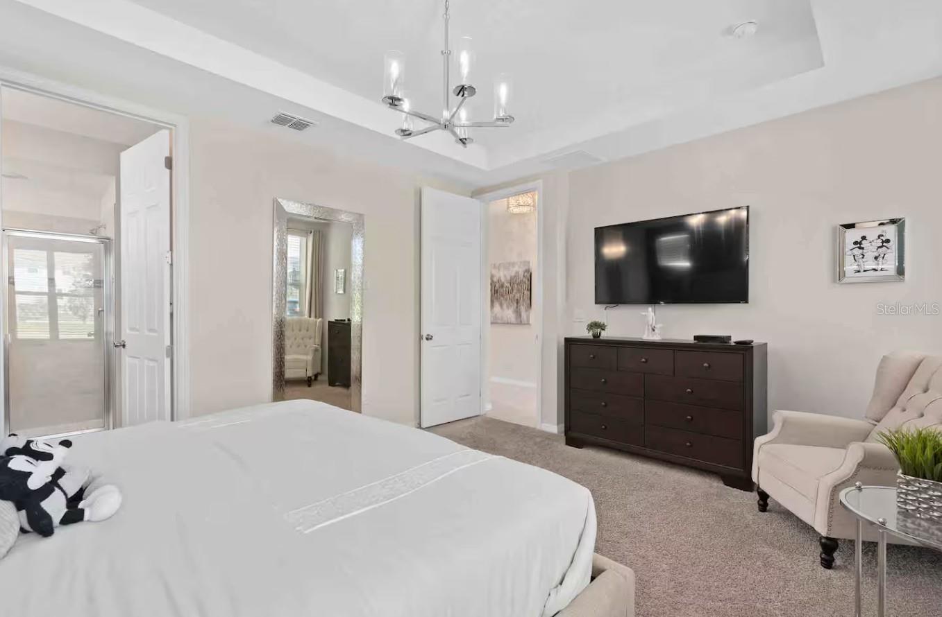 Image 13 of 41 For 1604 Carey Palm Circle