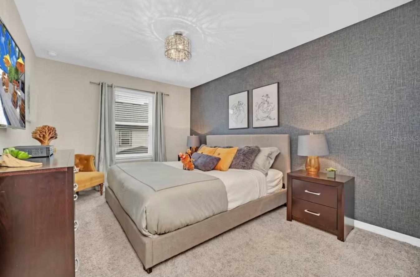 Image 16 of 41 For 1604 Carey Palm Circle