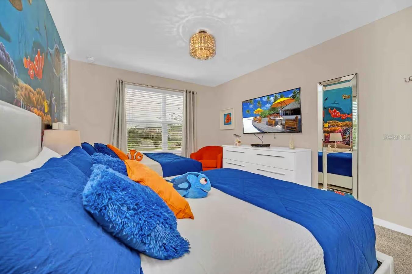 Image 24 of 41 For 1604 Carey Palm Circle