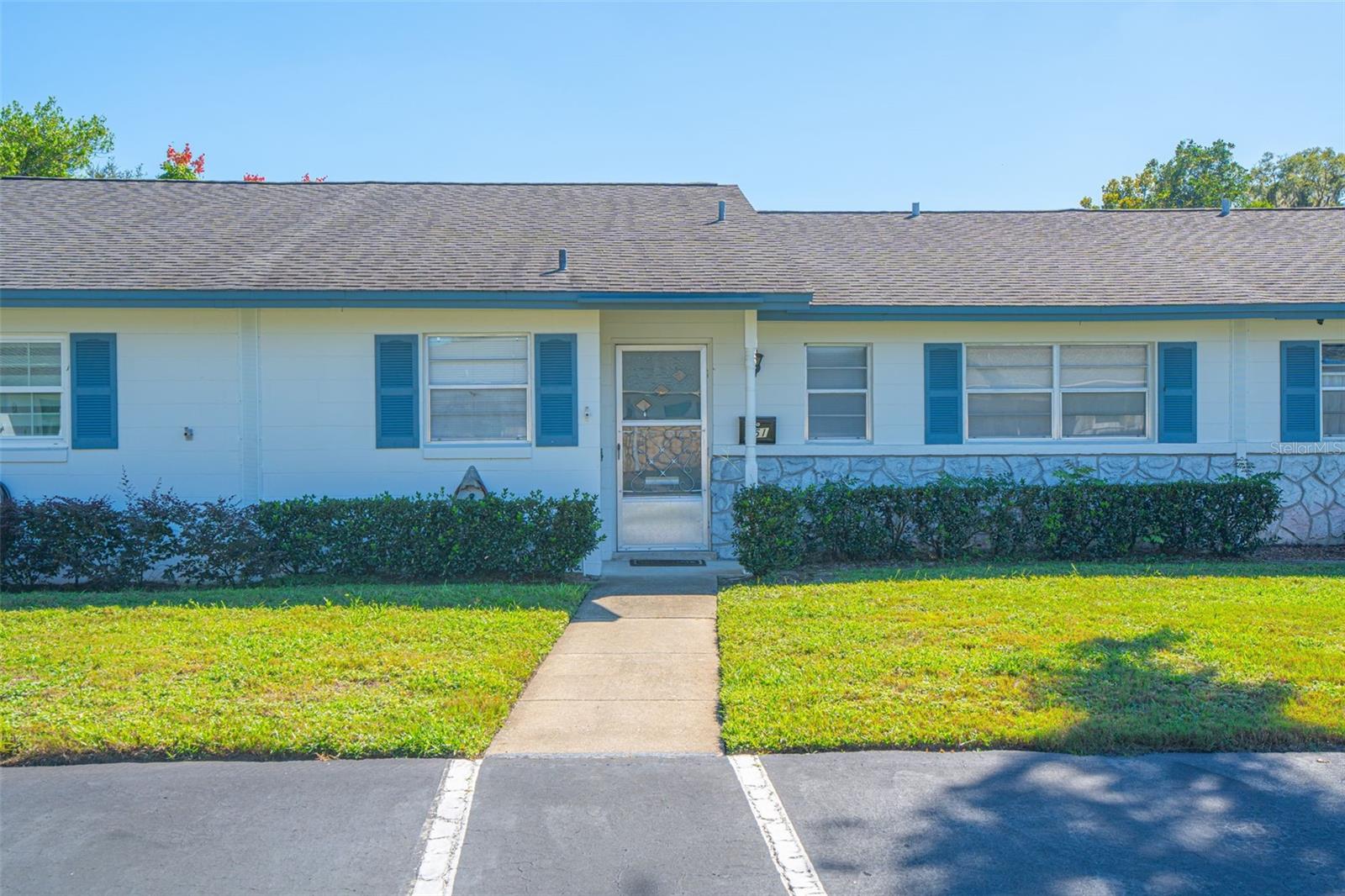 Image 16 of 18 For 151 Hill Avenue 100