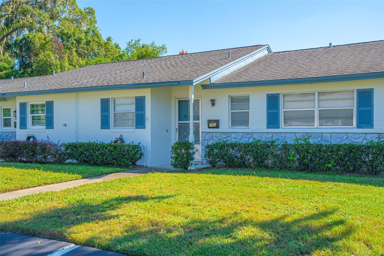 Image 17 of 18 For 151 Hill Avenue 100