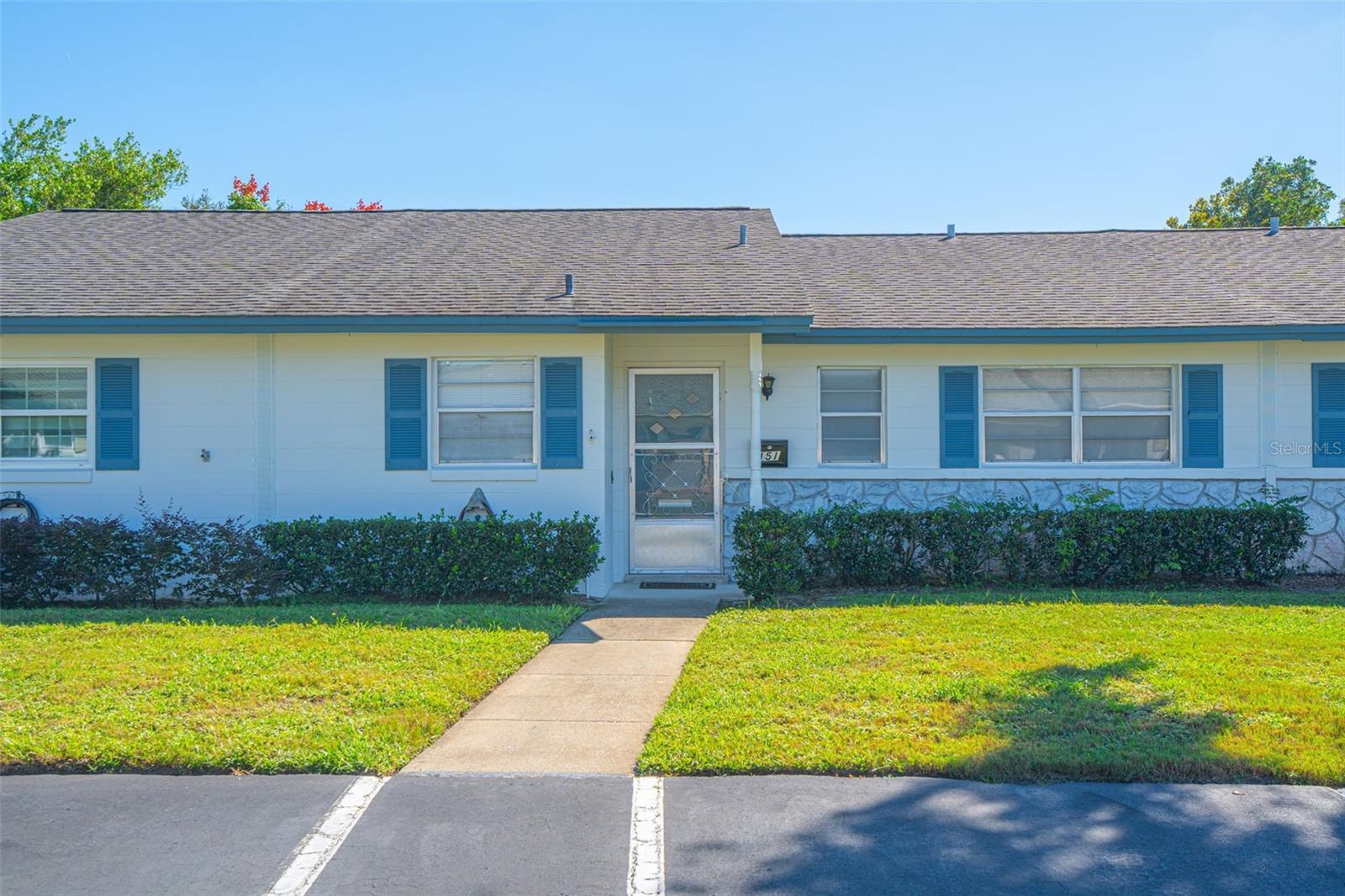 Image 2 of 18 For 151 Hill Avenue 100