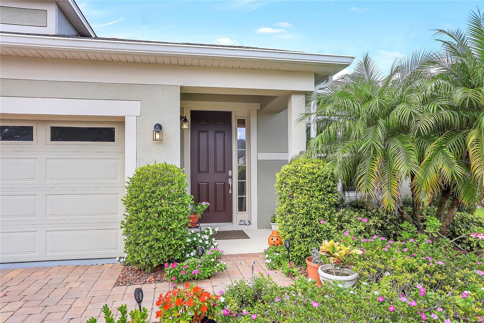 Image 3 of 39 For 2368 Oxmoor Drive