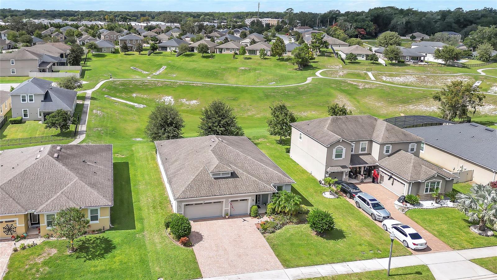 Image 32 of 39 For 2368 Oxmoor Drive