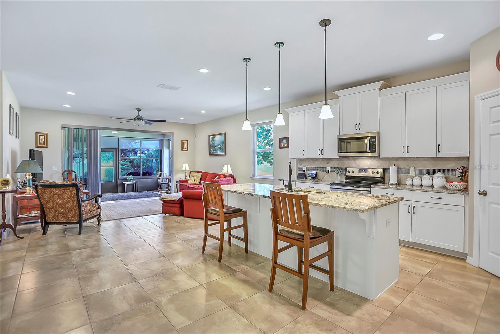 Image 8 of 39 For 2368 Oxmoor Drive