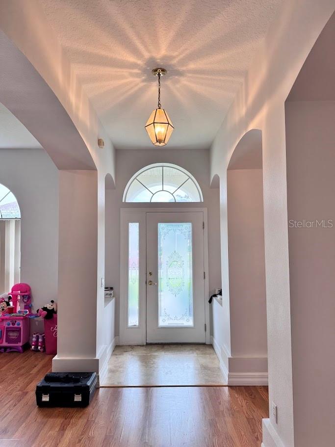 Image 4 of 21 For 2629 Balmoral Court