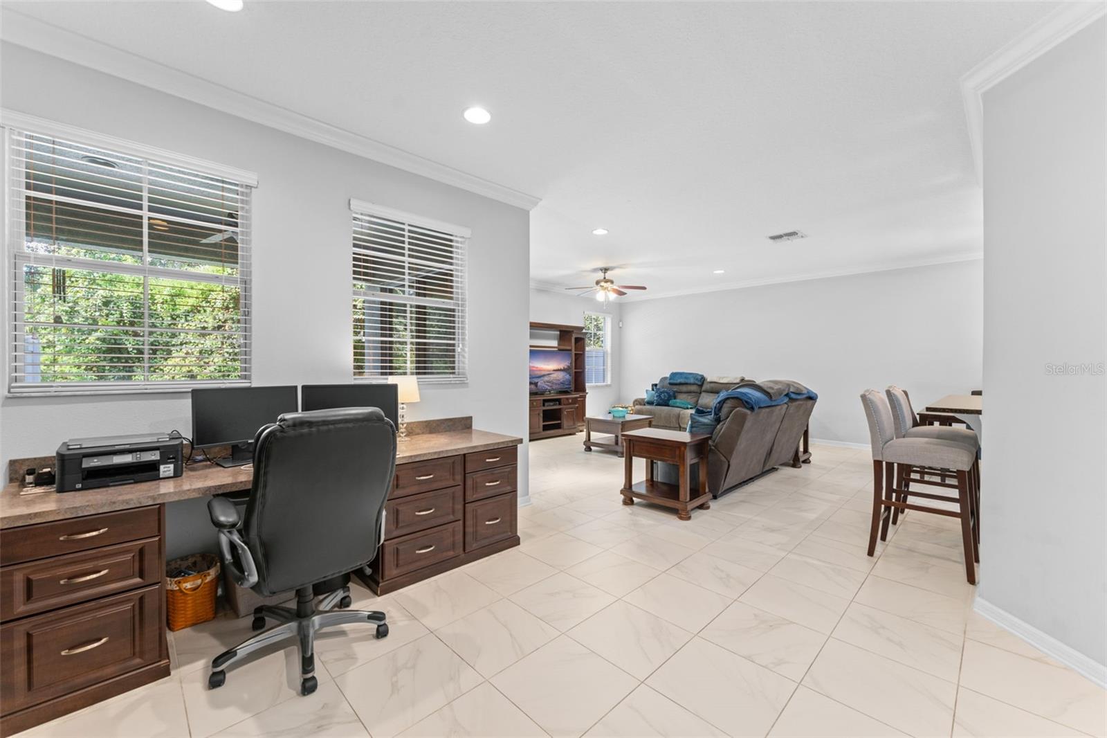 Image 9 of 43 For 632 Venice Place