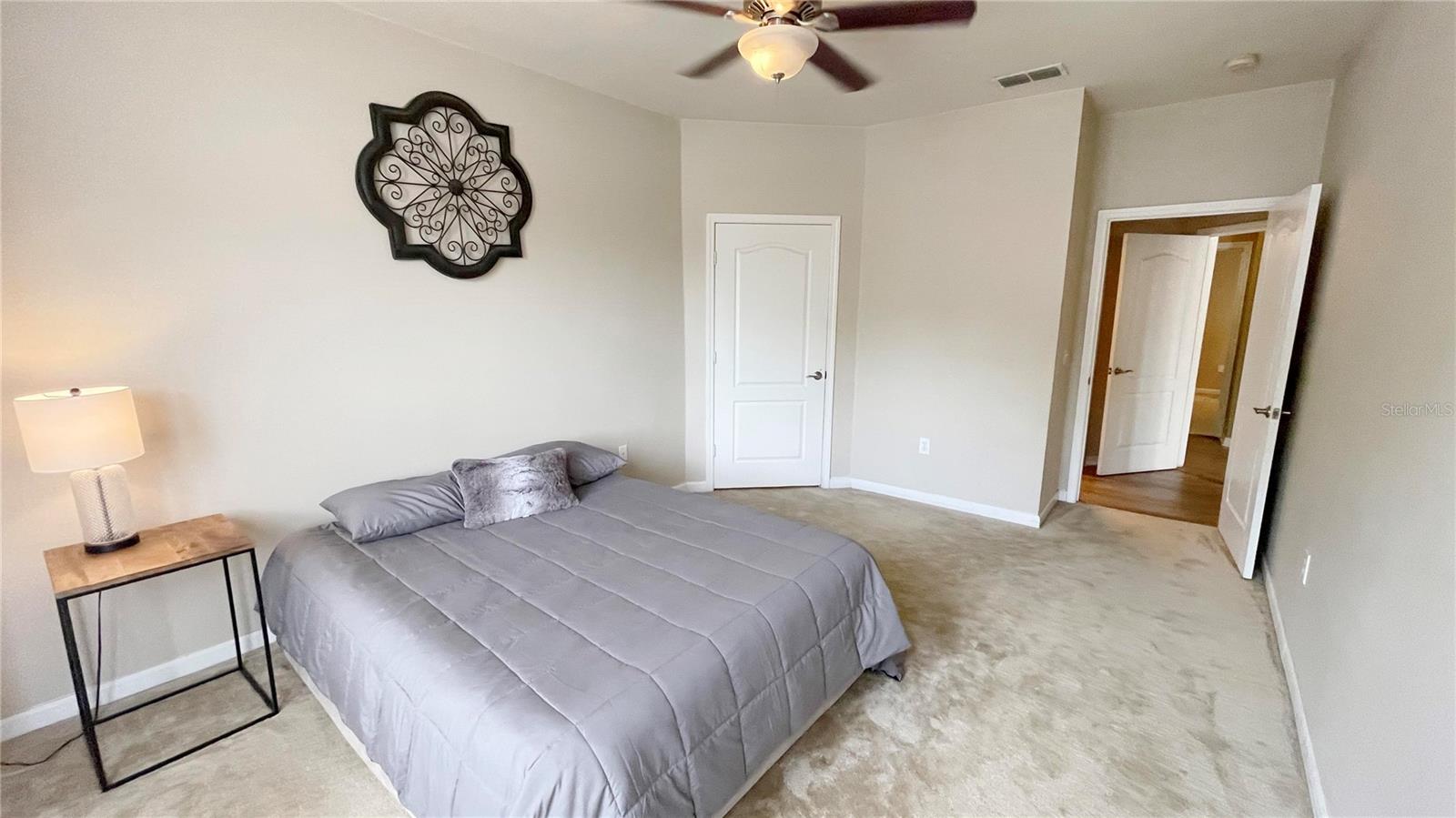 Image 17 of 31 For 18022 Villa Creek Drive 18022