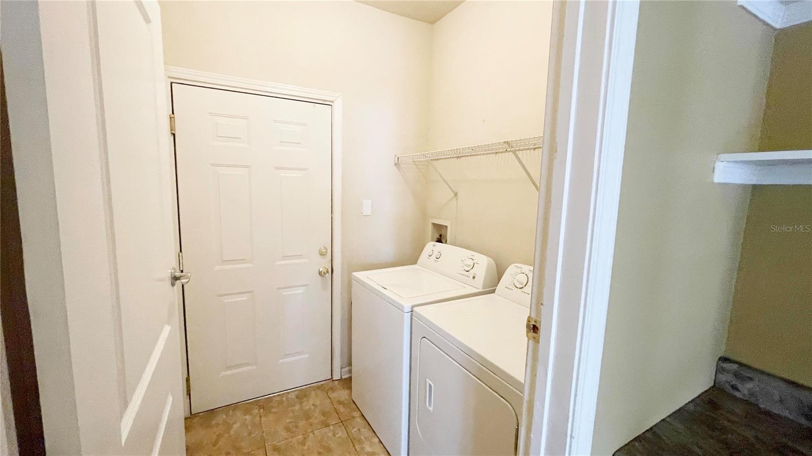 Image 21 of 31 For 18022 Villa Creek Drive 18022