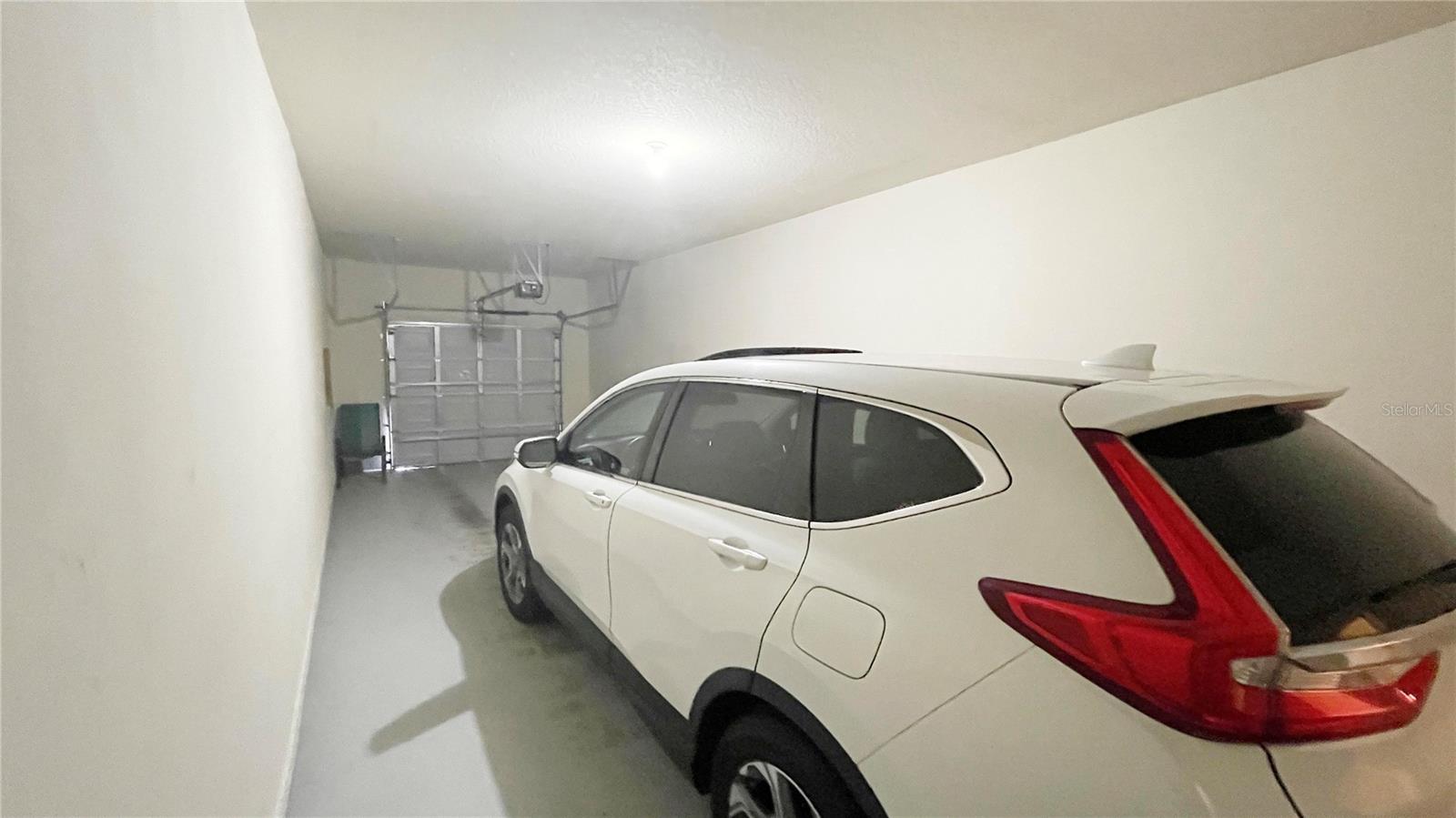 Image 24 of 31 For 18022 Villa Creek Drive 18022