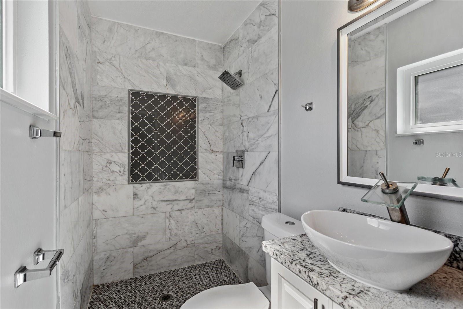 Image 19 of 25 For 3522 Price Avenue