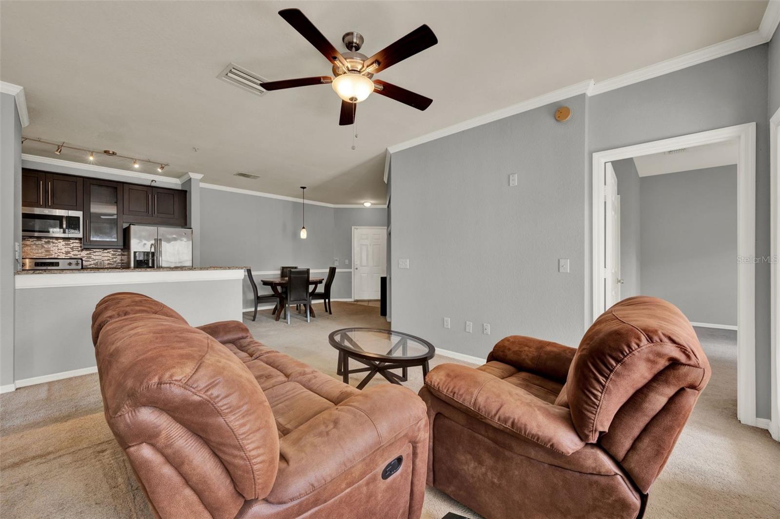 Image 6 of 24 For 3757 Conroy Road 2525