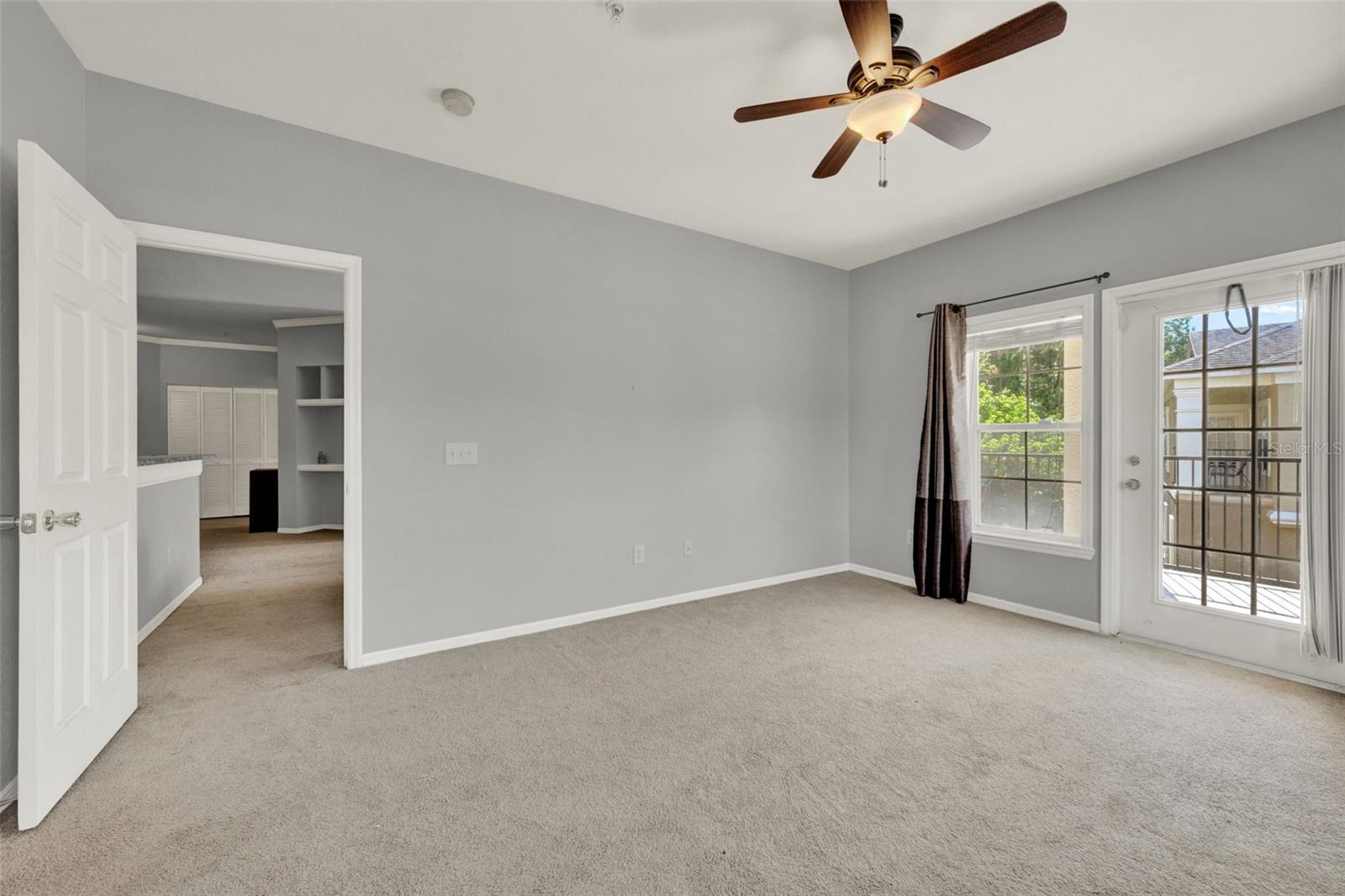 Image 8 of 24 For 3757 Conroy Road 2525