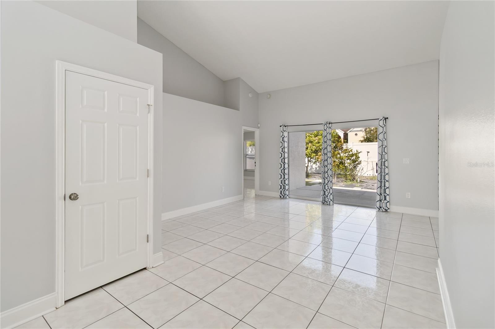 Image 7 of 35 For 632 Herons Nest Court