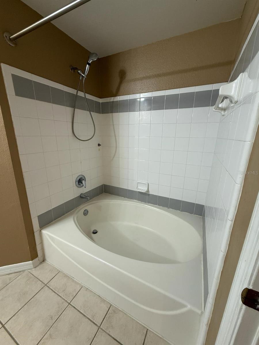 Image 20 of 24 For 3468 Soho Street 202