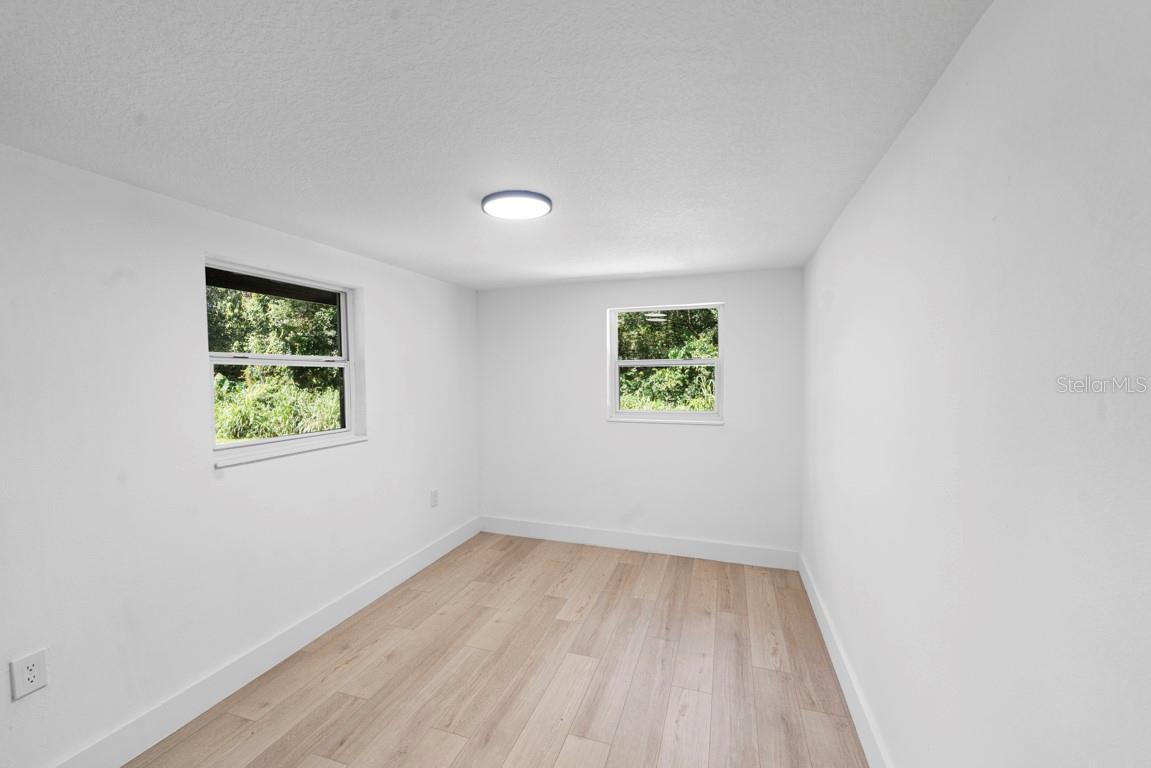 Image 18 of 19 For 1011 16th Street