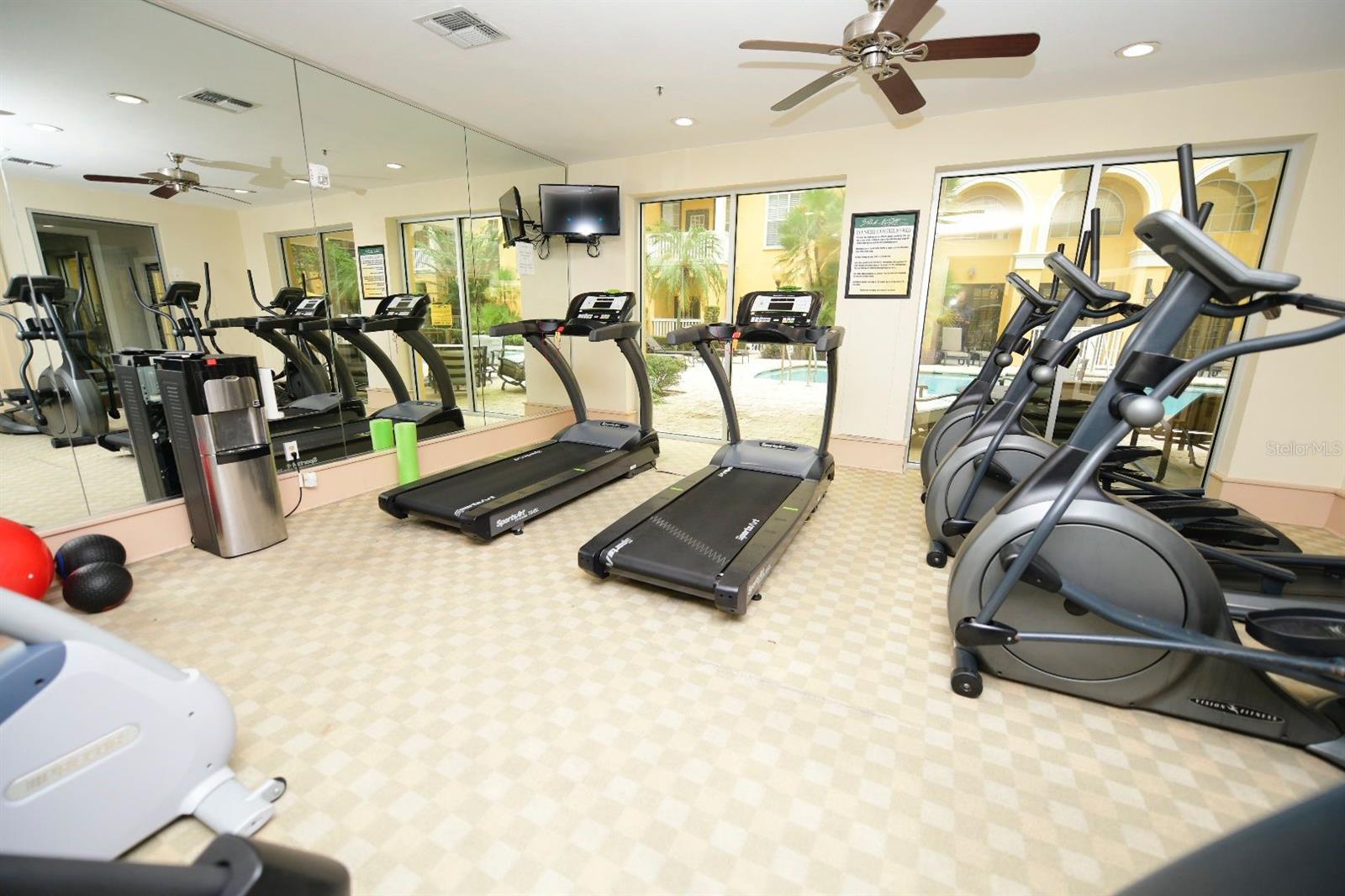 Image 3 of 16 For 860 Orange Avenue 213