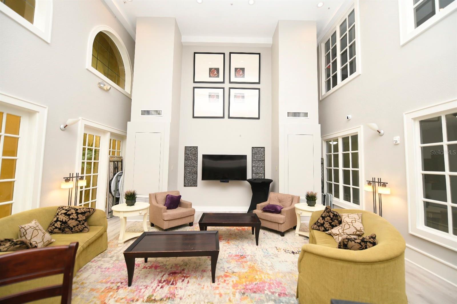 Image 5 of 16 For 860 Orange Avenue 213