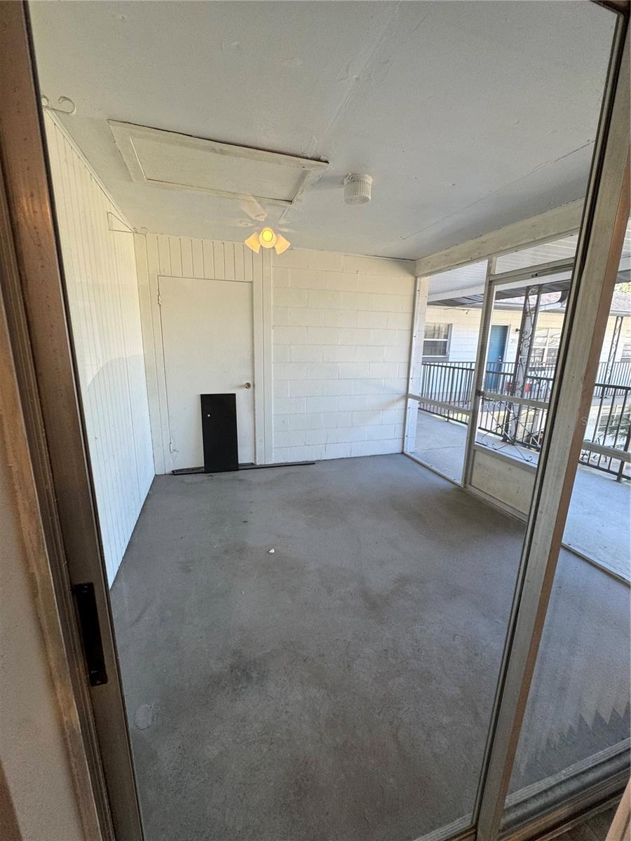 Image 20 of 21 For 1007 Florida Avenue 203