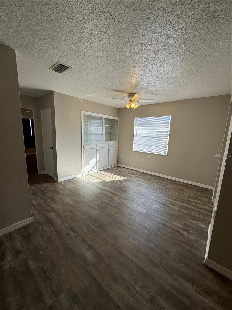 Image 5 of 21 For 1007 Florida Avenue 203